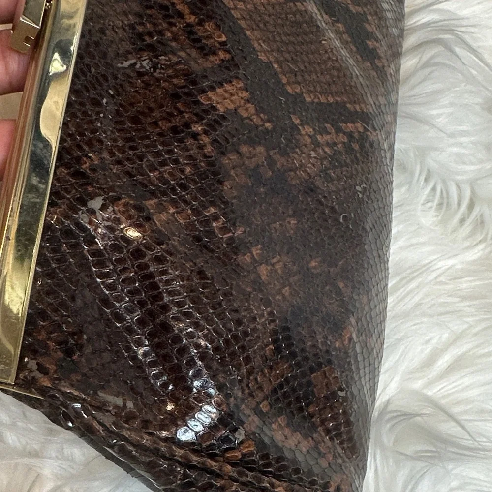 Preloved Elegant Vintage Italian Leather Brown Snakeskin Clutch Bag - Picture 14 of 16